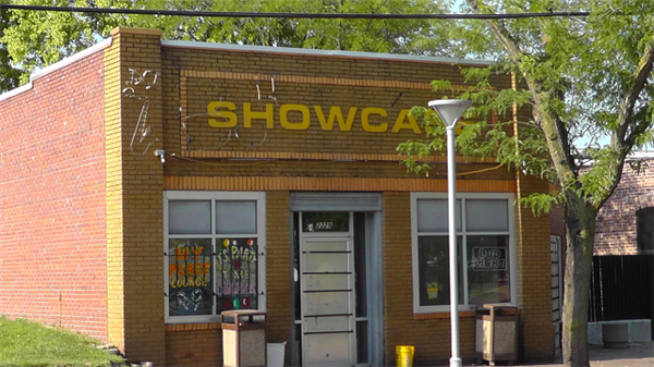 Exterior of Showcase Lounge